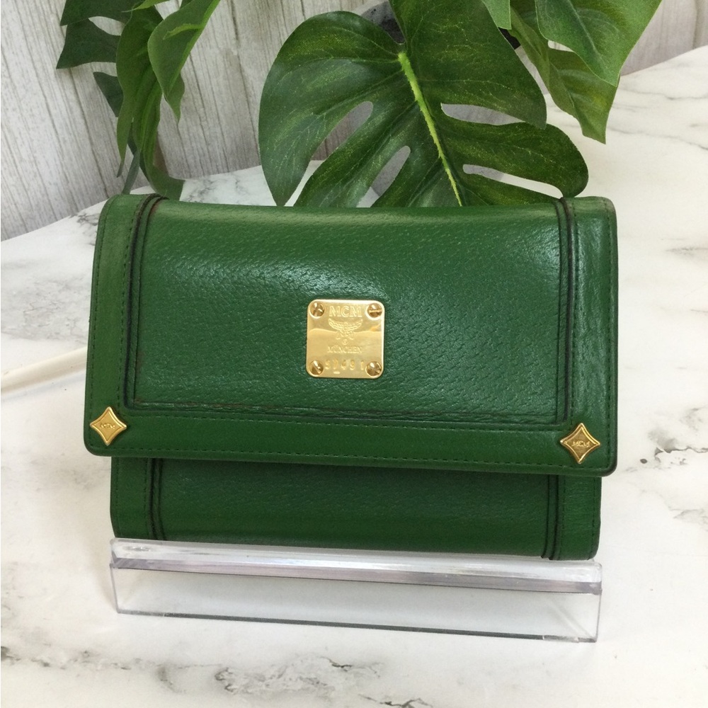 GUC Green Leather Crossbody Bag with Gold Hardware